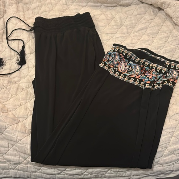 XL dress pants by New York and Company - Picture 2 of 5